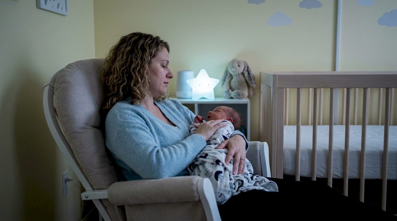 Why Your 3 Month Old Wakes up Every Hour at Night